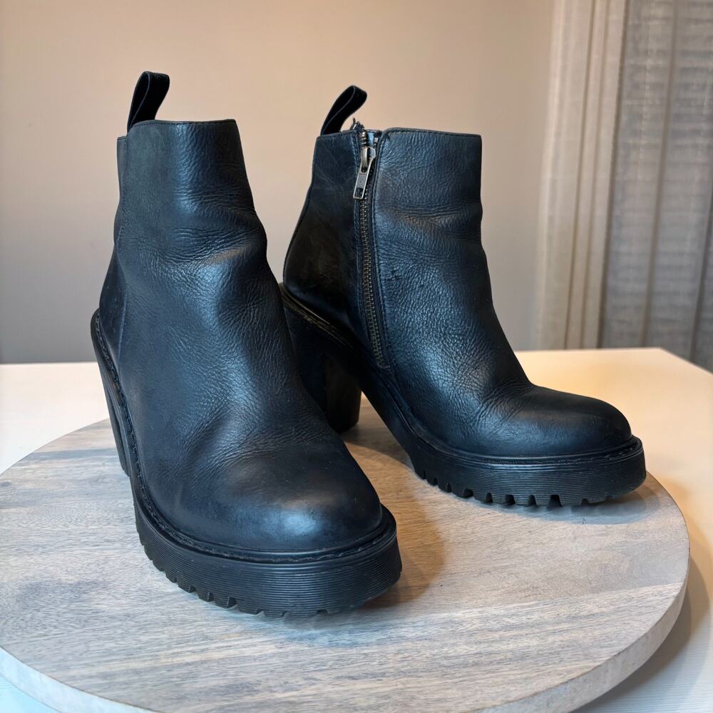Rare Dr Martens Magdalena Black Leather Platform Heels Boots Women's 8 Lug Sole